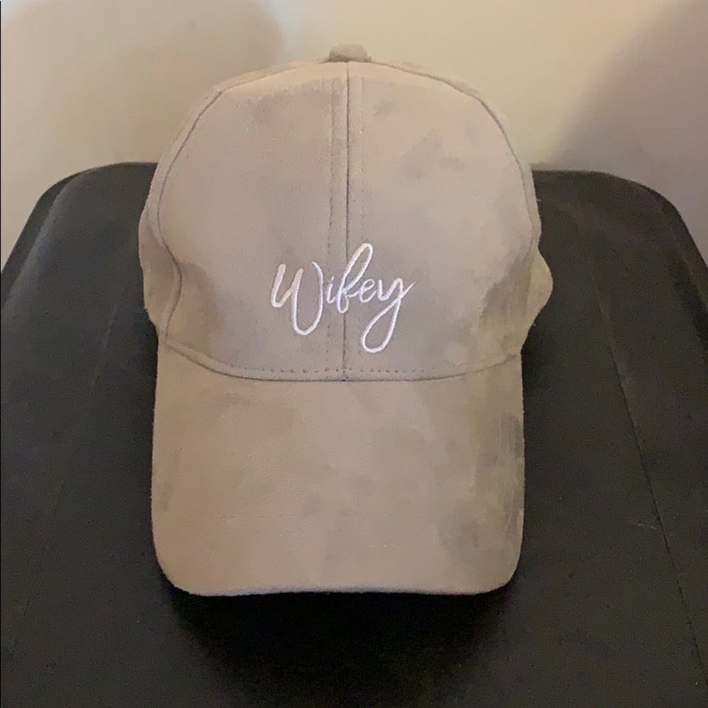 Wifey Hat
